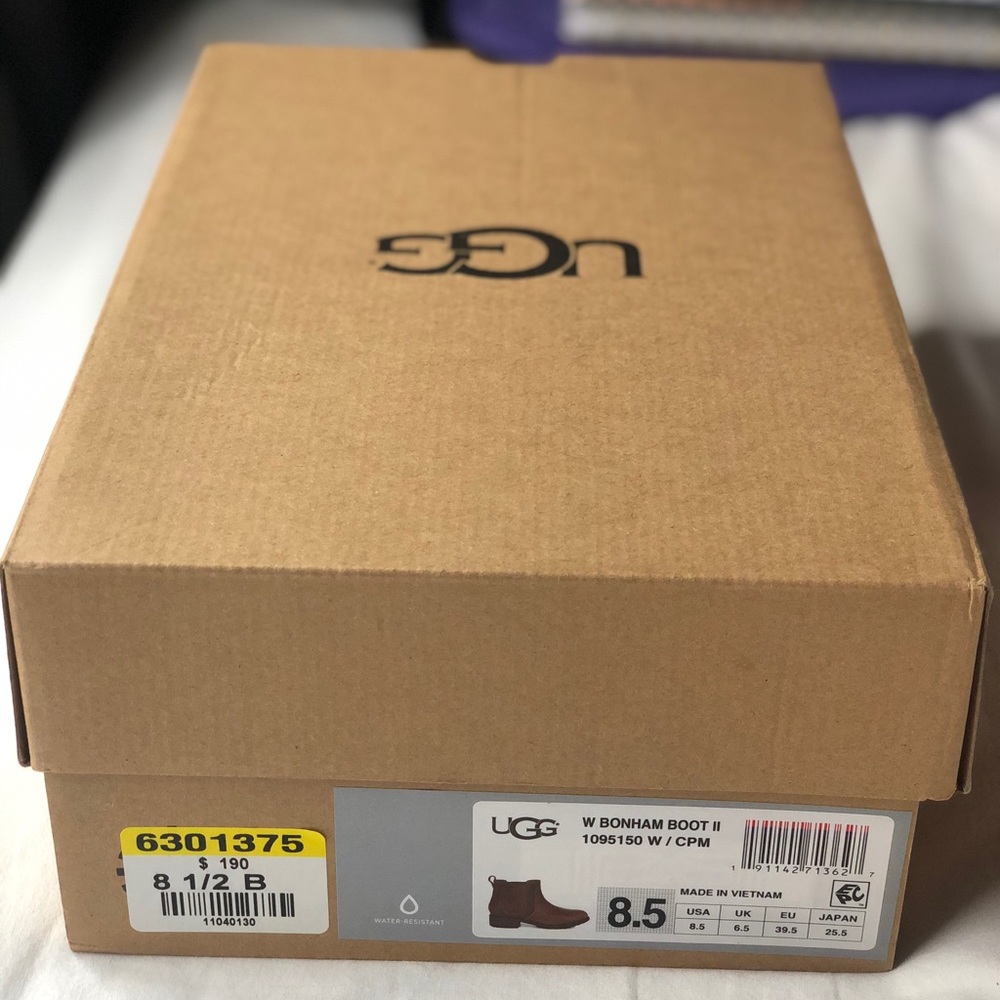 UGG Bonham boot ll size 8.5 WORN ONCE - Picture 7 of 7